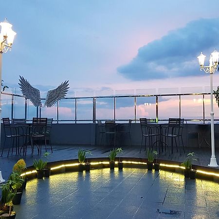 Aston Lampung City Hotel Bandar Lampung Zewnętrze zdjęcie