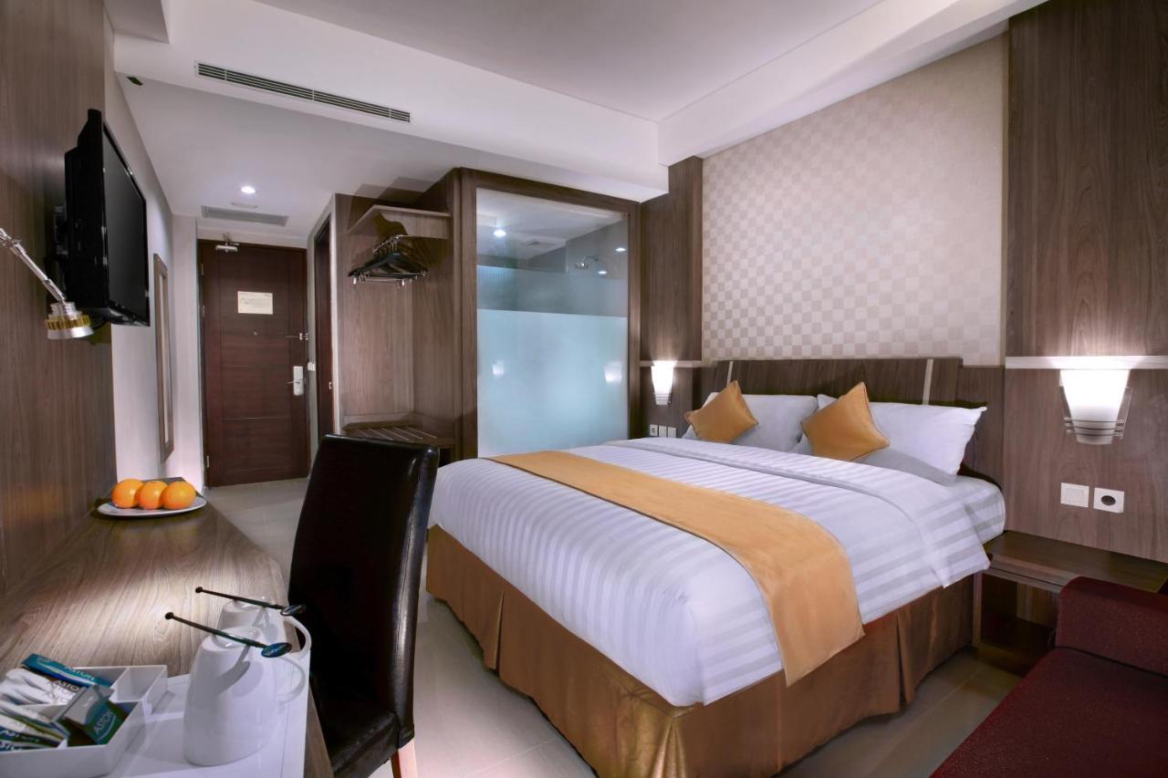 Aston Lampung City Hotel Bandar Lampung Zewnętrze zdjęcie