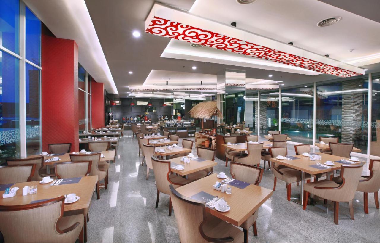 Aston Lampung City Hotel Bandar Lampung Zewnętrze zdjęcie
